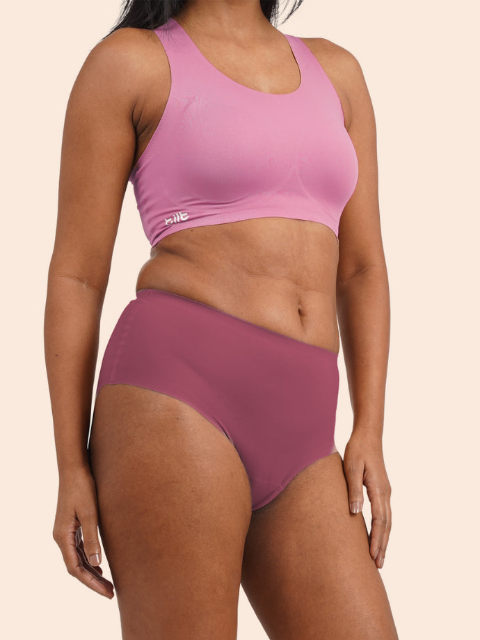 Tilt x Dr. Cuterus - Fursat Crossback Pink Bra and Seamless Gúlab Pink Underwear Set