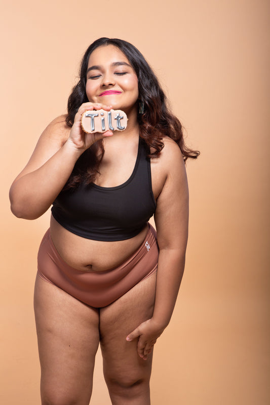 Seamless panties for women – Tilt Guláb rose gold underwear with leak proof gusset.