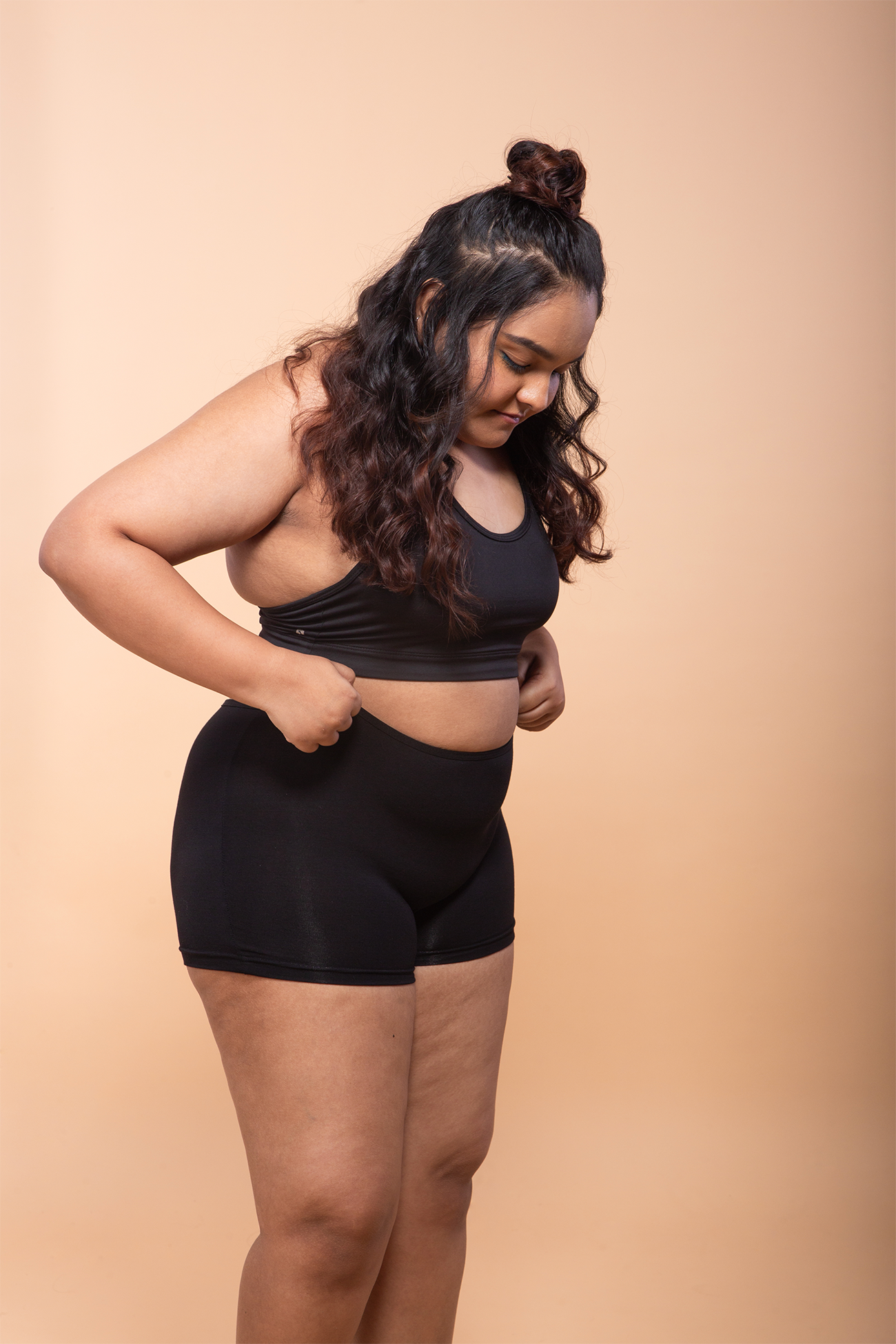 Black modal fabric underwear women โ Tilt boyshorts, antimicrobial comfort.